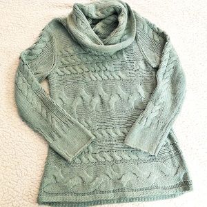 Banana Republic: Knit Turtle Neck Sweater